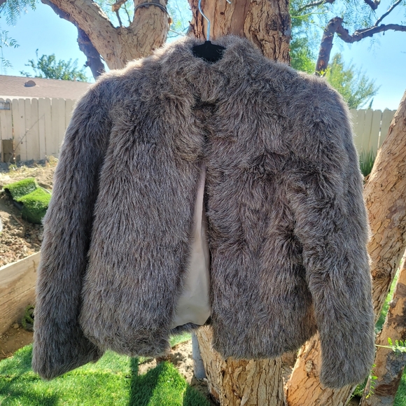 Vintage Jackets & Blazers - Vintage Fur Coat Fashioned by Thresia & Shelton